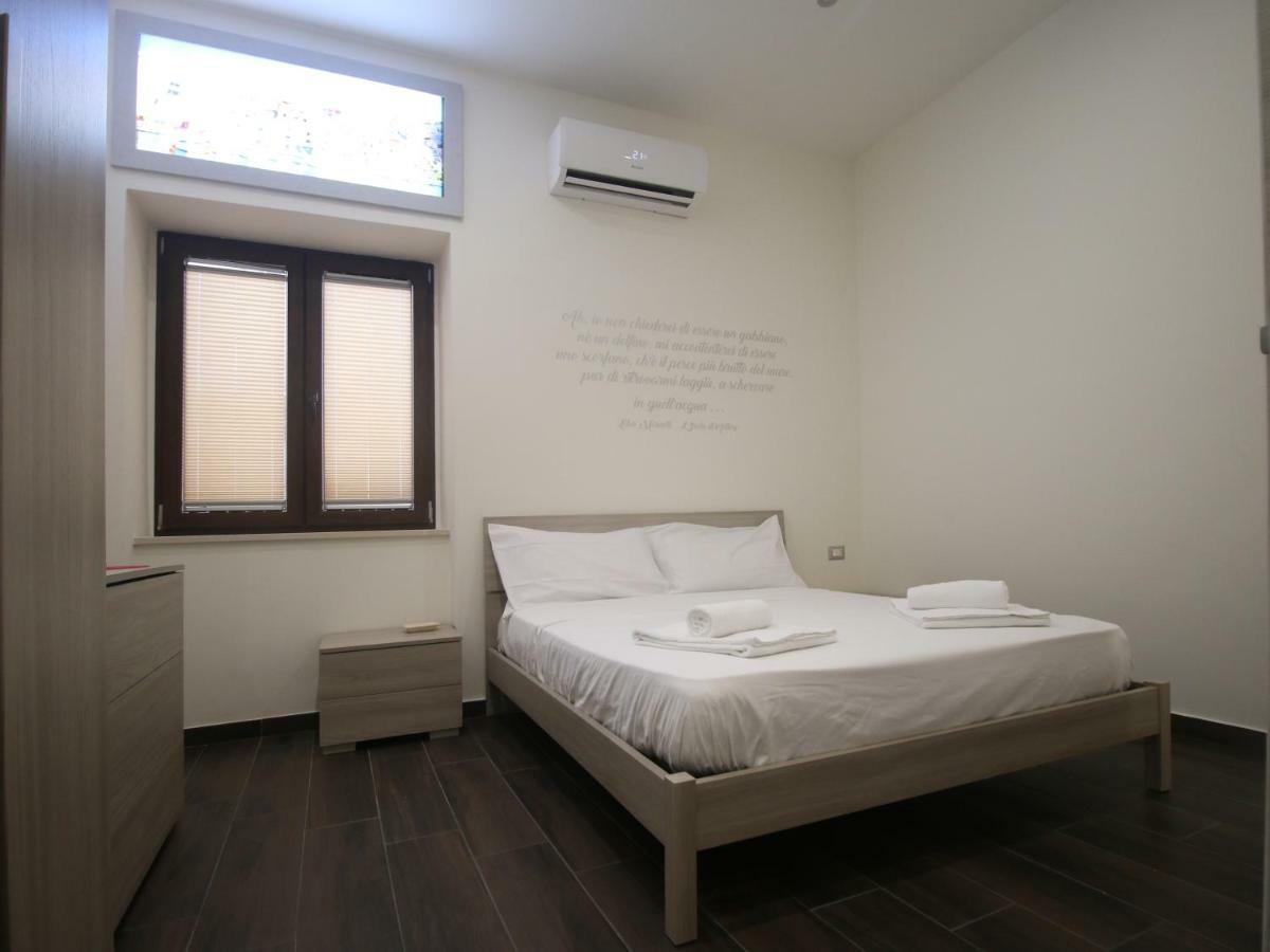 B&B Pisadog Νάπολη Εξωτερικό φωτογραφία