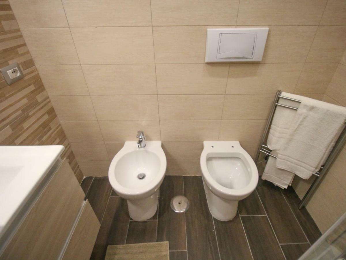 B&B Pisadog Νάπολη Εξωτερικό φωτογραφία